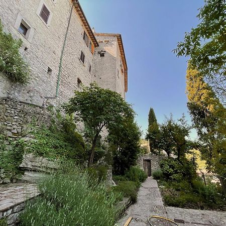 Borgo San Valentino Aparthotel Arrone Bagian luar foto