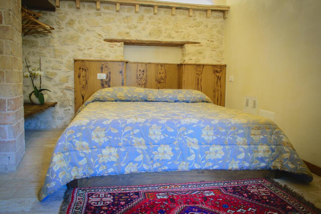 Borgo San Valentino Aparthotel Arrone Bagian luar foto