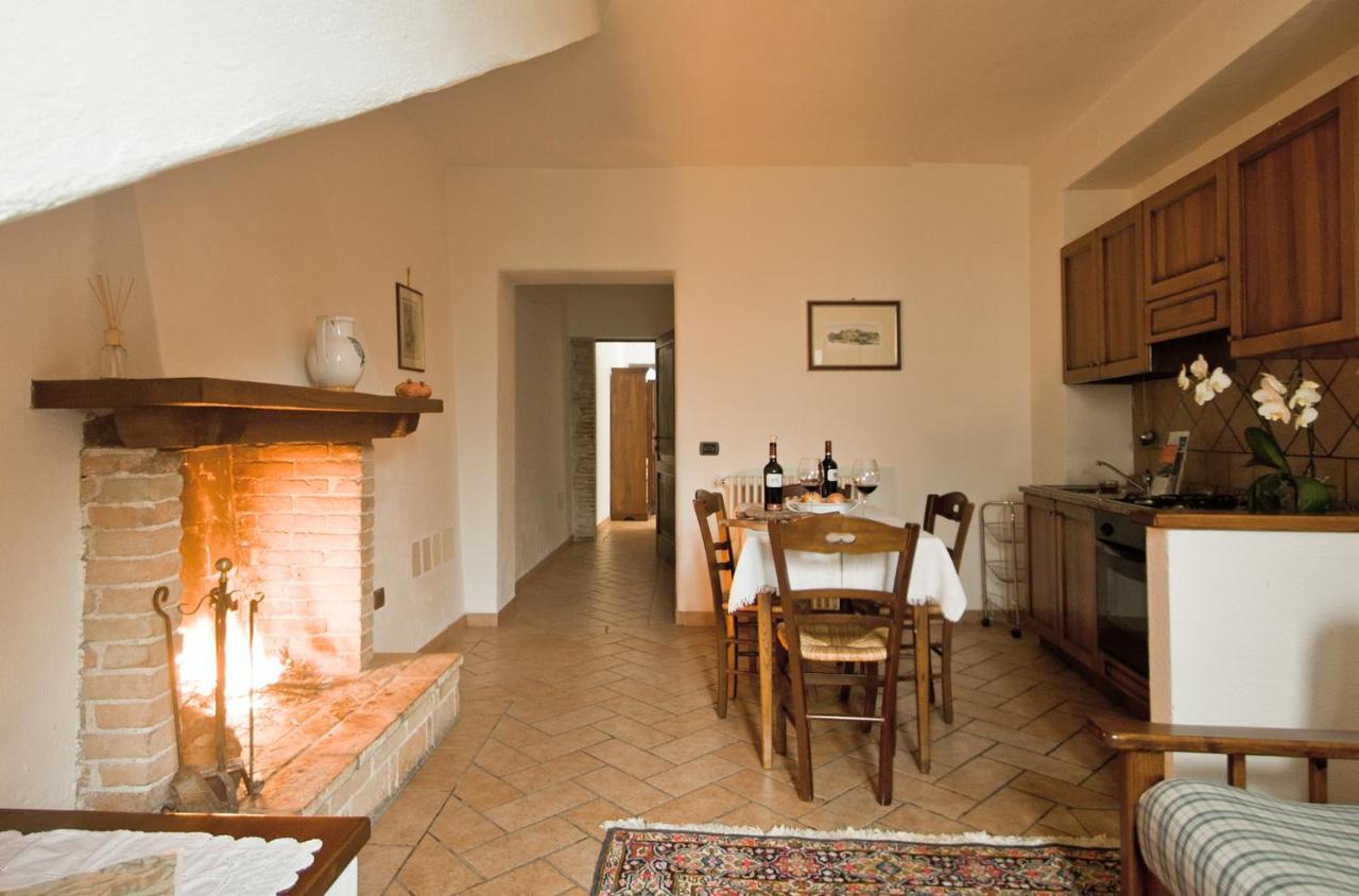 Borgo San Valentino Aparthotel Arrone Bagian luar foto